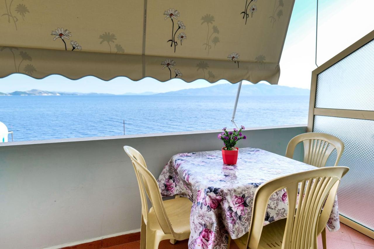 Rei Apartments Sarandë Exteriér fotografie