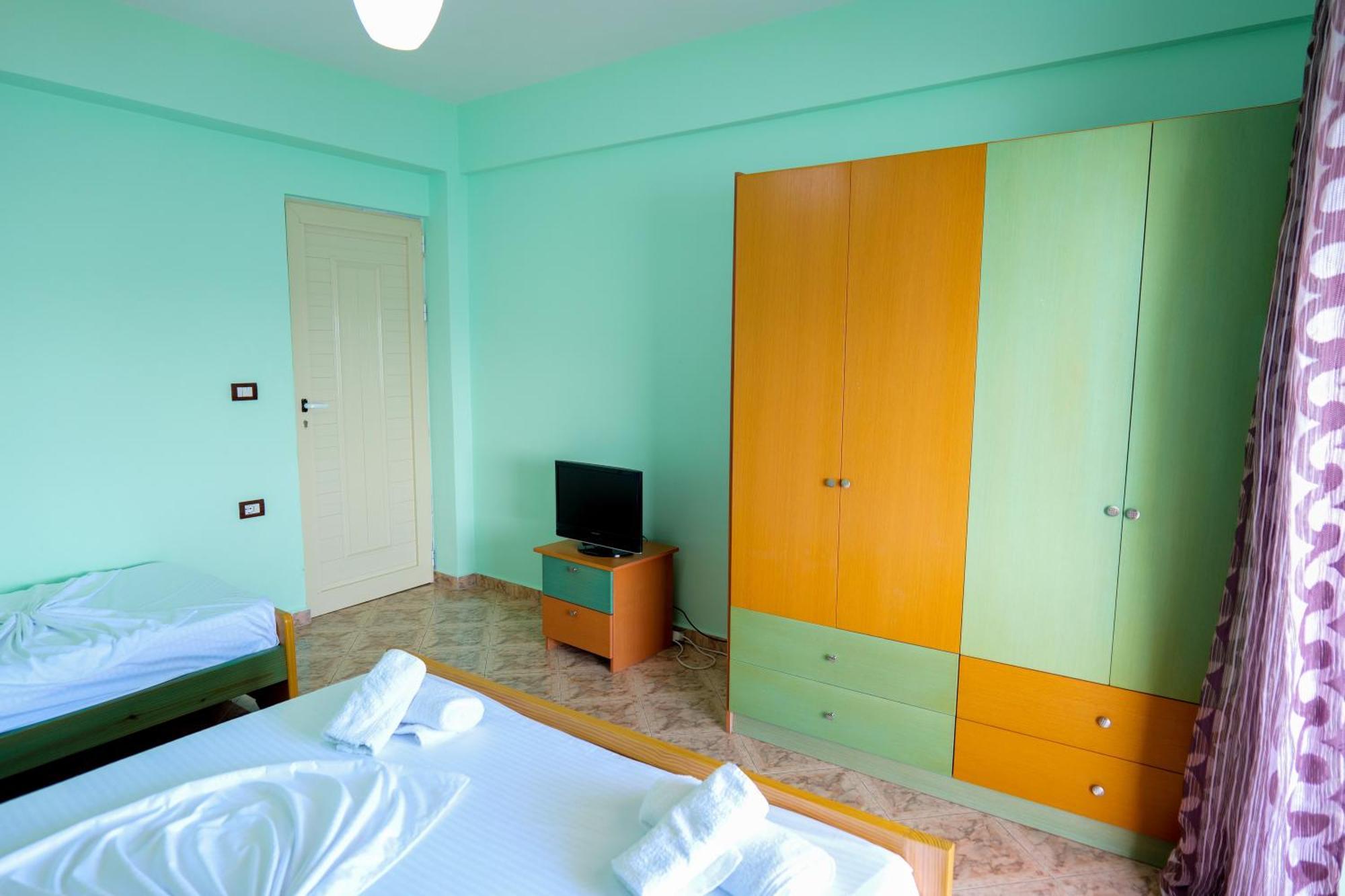 Rei Apartments Sarandë Pokoj fotografie